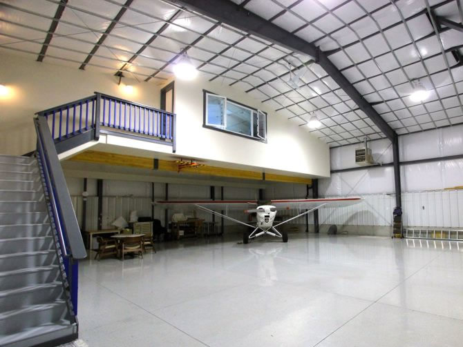 Hanger C1 Teton Aviation West : Driggs Airport - Hangars, Hangar Lots